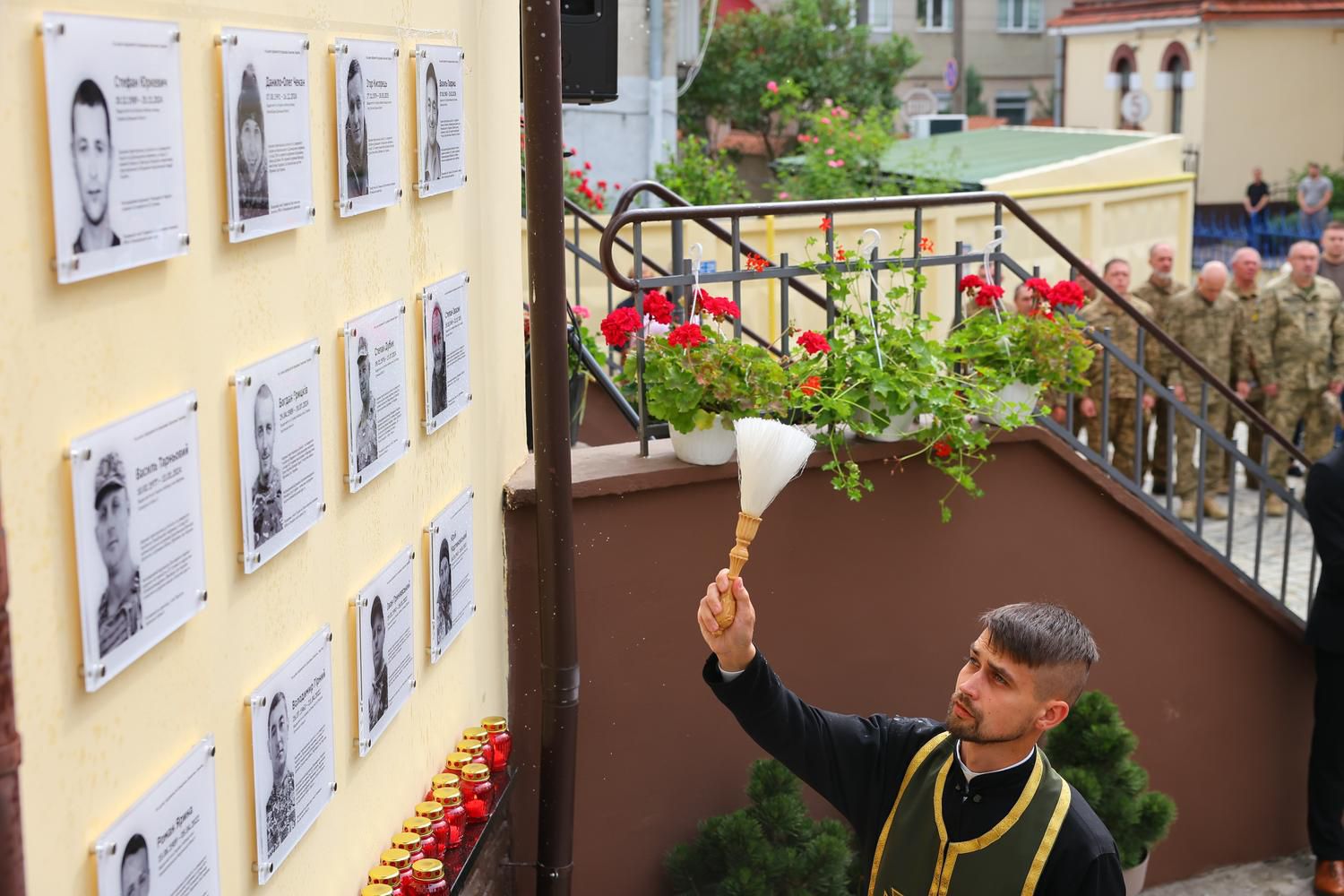 У Львівводоканалі відкрили меморіальні дошки на честь 12 працівників підприємства, які загинули, захищаючи Україну.
